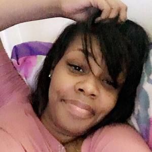 Meet your Posher, Vicky